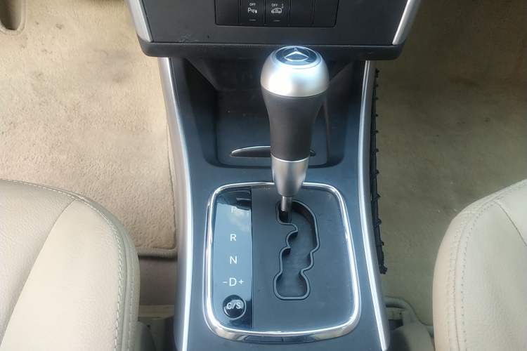 Used Mercedes-Benz B-Class 2009 B 200 Fashion Model Gear Lever