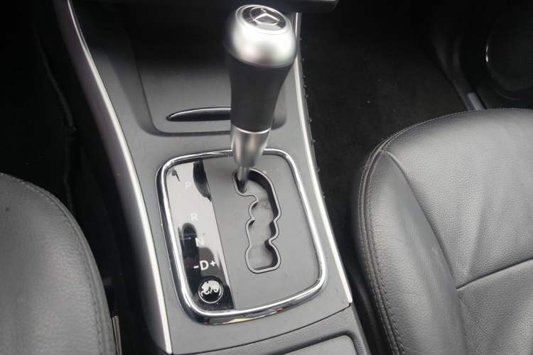 Used Mercedes-Benz B-Class 2009 B 200 Sport Edition Gear Lever