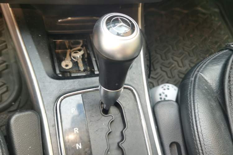 Used Mercedes-Benz B-Class 2009 B 200 Fashion Model Gear Lever