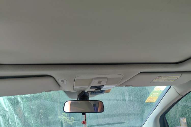 Used Mercedes-Benz B-Class 2009 B 200 Luxury Model Headliner