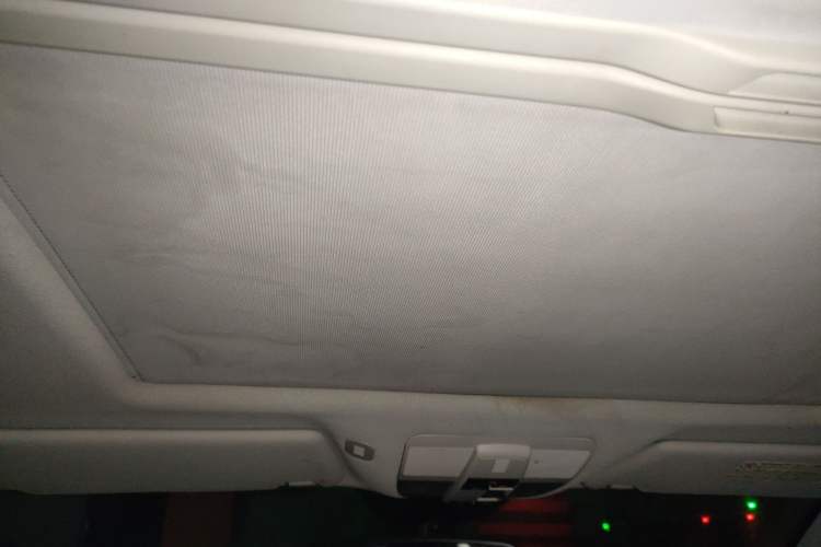 Used Mercedes-Benz B-Class 2009 B 200 Luxury Model Headliner