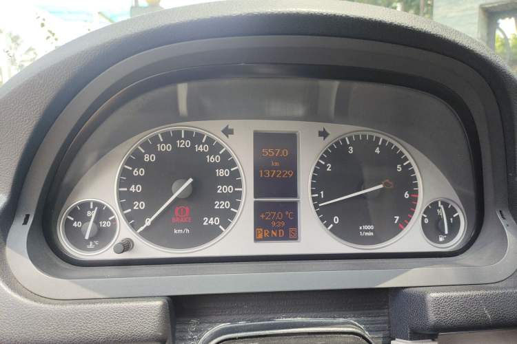 Used Mercedes-Benz B-Class 2009 B 200 Fashion Model Instrument Cluster