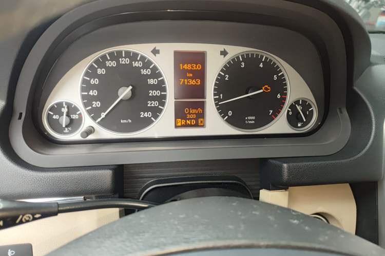 Used Mercedes-Benz B-Class 2009 B 200 Luxury Model Instrument Cluster
