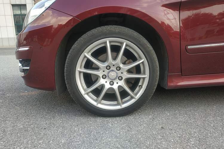 Used Mercedes-Benz B-Class 2009 B 200 Fashion Model Left Front Wheel Hub