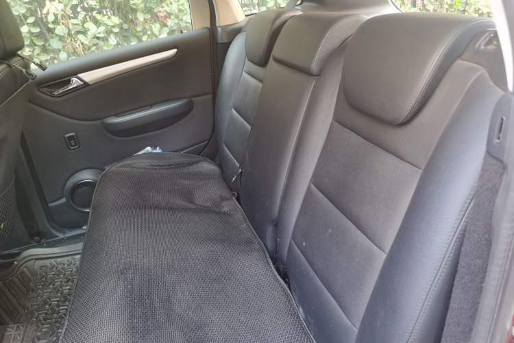 Used Mercedes-Benz B-Class 2009 B 200 Fashion Model Left Rear Seat
