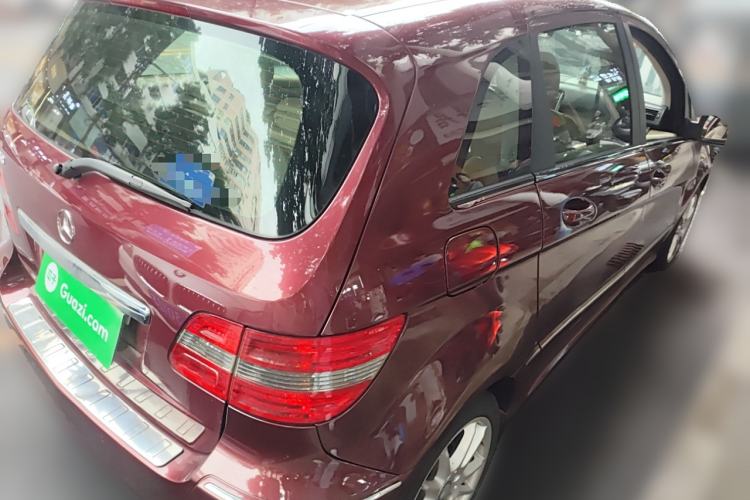 Used Mercedes-Benz B-Class 2009 B 200 Luxury Model Rear Right 45 Deg