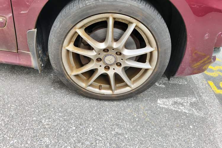 Used Mercedes-Benz B-Class 2009 B 200 Fashion Model Right Front Wheel Hub