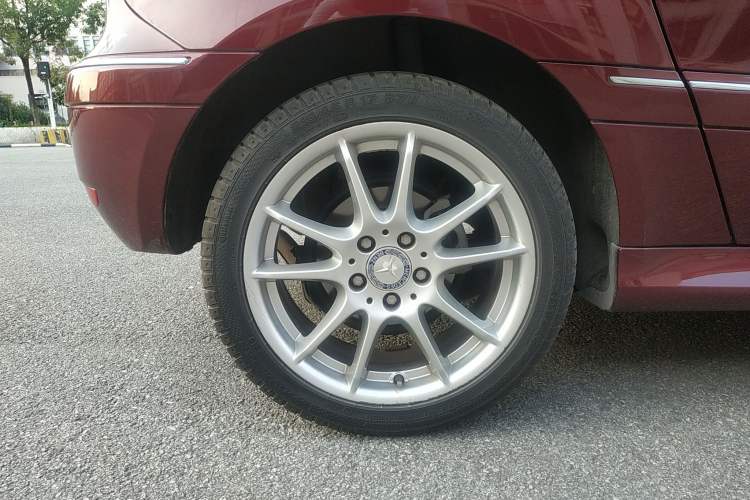 Used Mercedes-Benz B-Class 2009 B 200 Fashion Model Right Rear Wheel Hub