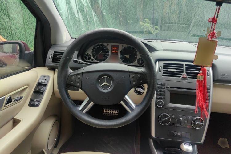 Used Mercedes-Benz B-Class 2009 B 200 Luxury Model Steering Wheel