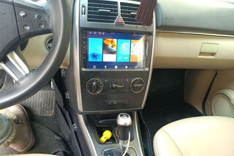 Used Mercedes-Benz B-Class 2009 B 200 Fashion Model Audio And AC Panel