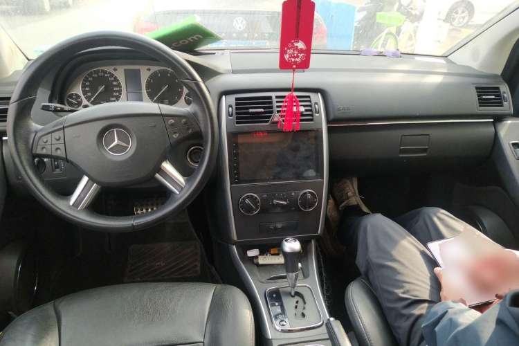 Used Mercedes-Benz B-Class 2009 B 200 Fashion Model Center Console