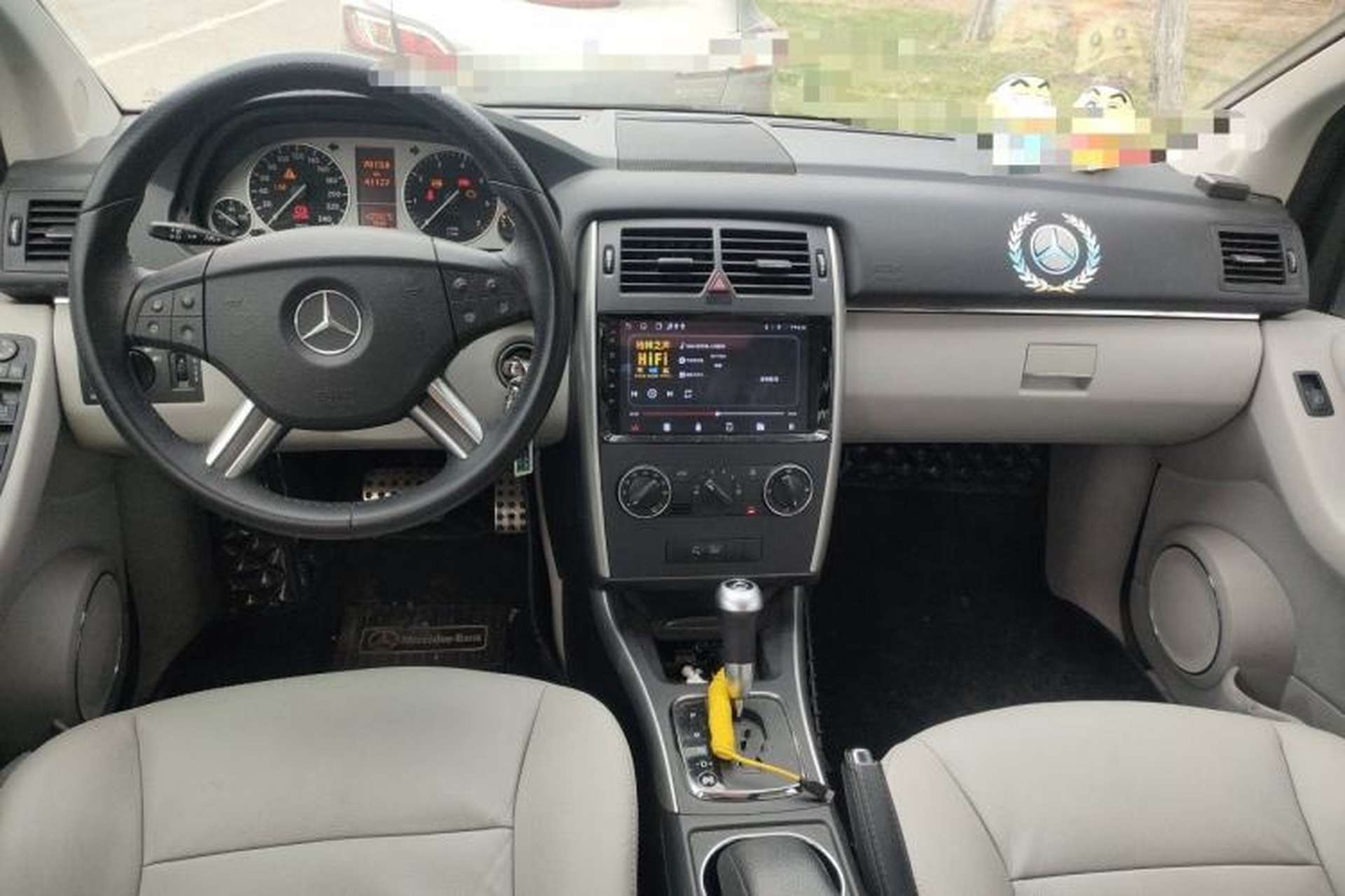 Used Mercedes-Benz B-Class 2009 B 200 Fashion Model Center Console