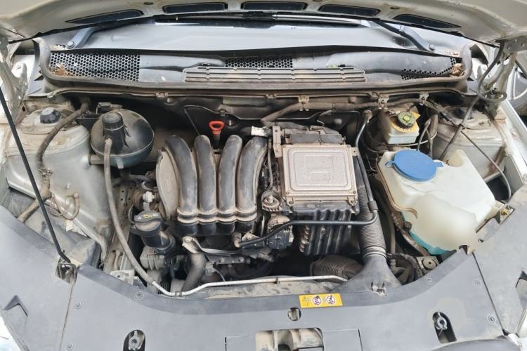 Used Mercedes-Benz B-Class 2009 B 200 Fashion Model Engine Bay