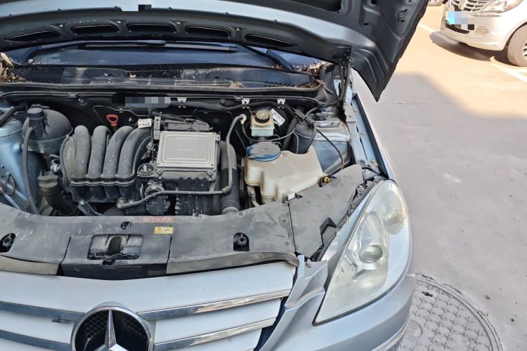 Used Mercedes-Benz B-Class 2009 B 200 Fashion Model Engine Bay Left