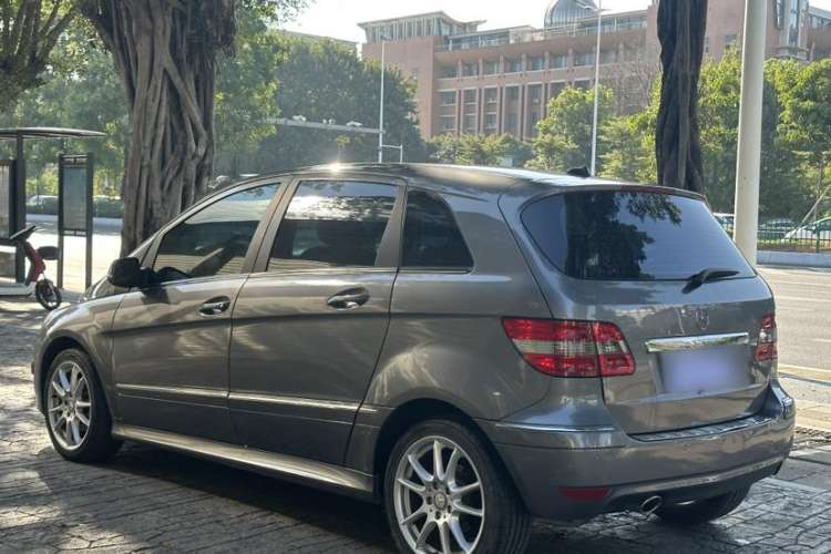 Used Mercedes-Benz B-Class 2009 B 200 Fashion Model Exterior 3