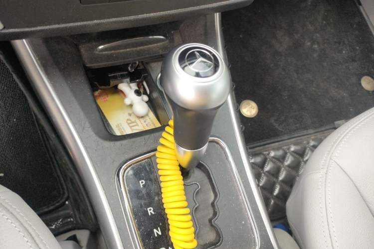 Used Mercedes-Benz B-Class 2009 B 200 Fashion Model Gear Lever