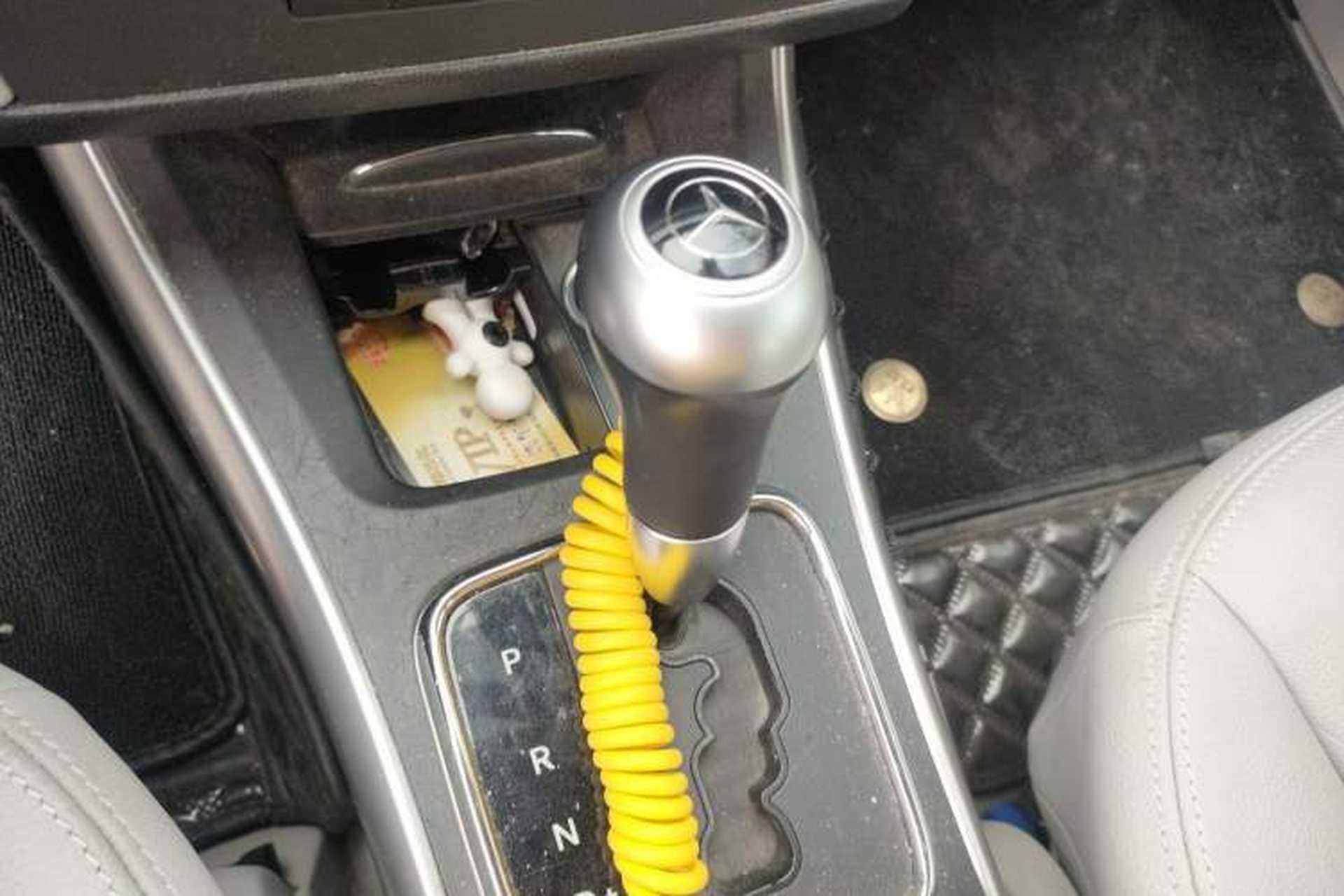 Used Mercedes-Benz B-Class 2009 B 200 Fashion Model Gear Lever