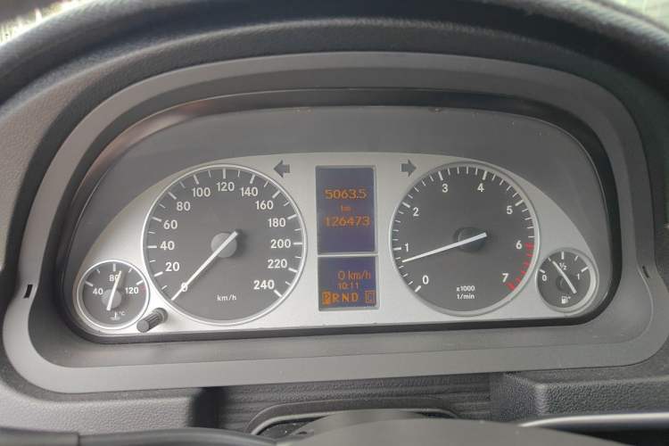 Used Mercedes-Benz B-Class 2009 B 200 Luxury Model Instrument Cluster