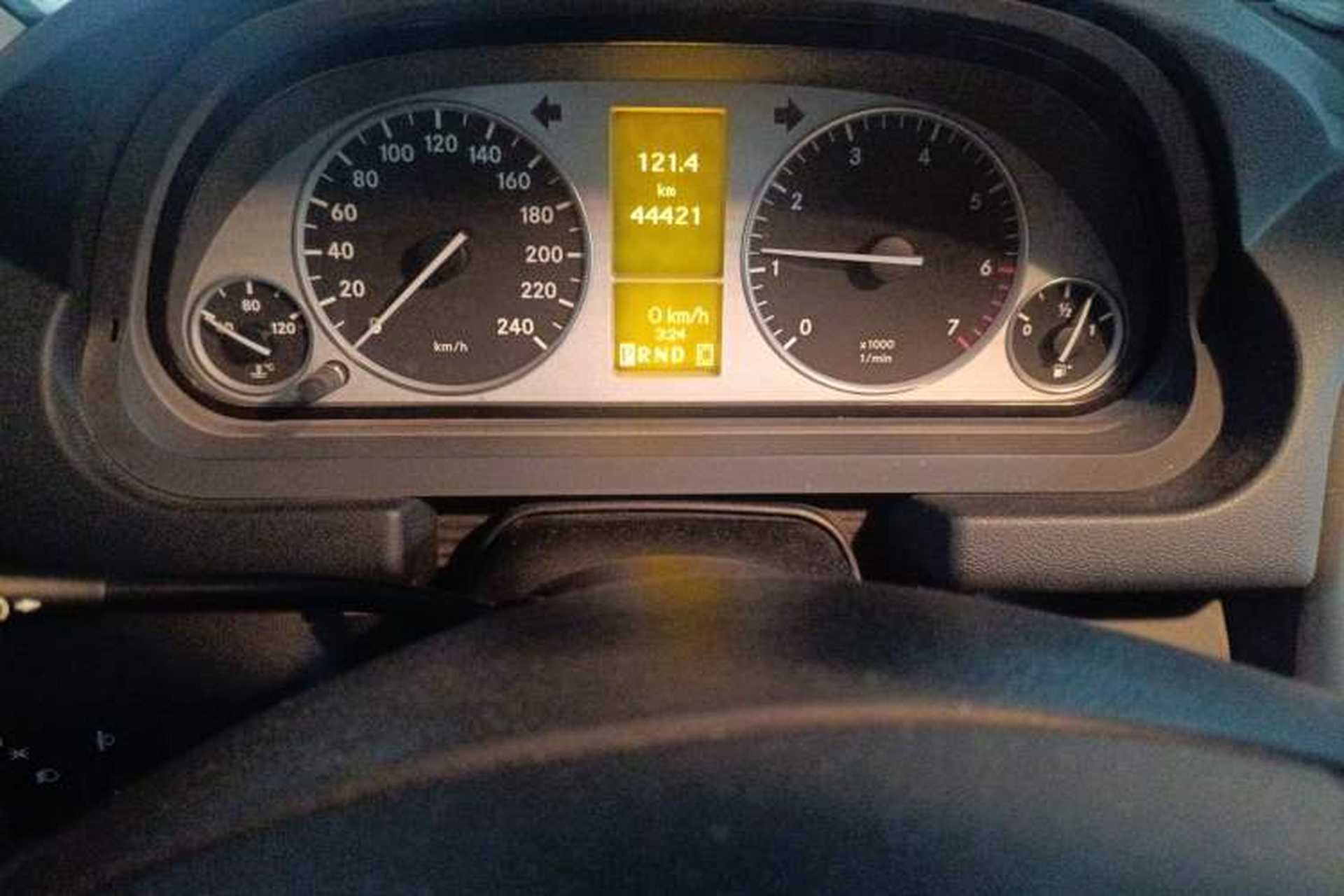 Used Mercedes-Benz B-Class 2009 B 200 Fashion Model Instrument Cluster