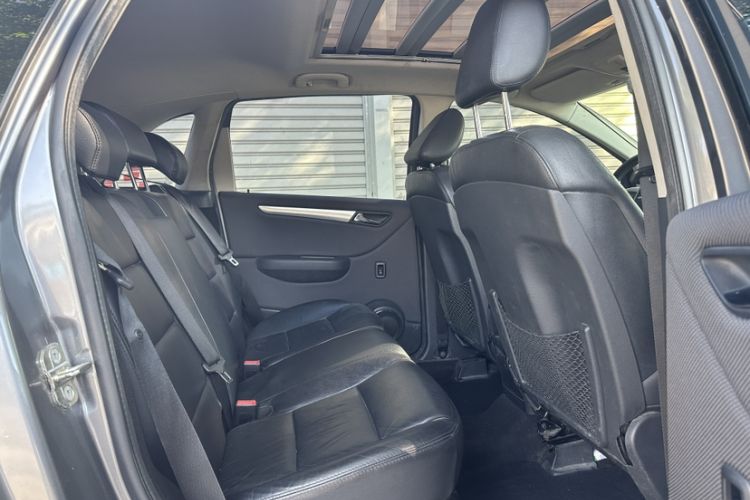 Used Mercedes-Benz B-Class 2009 B 200 Fashion Model Interior 5
