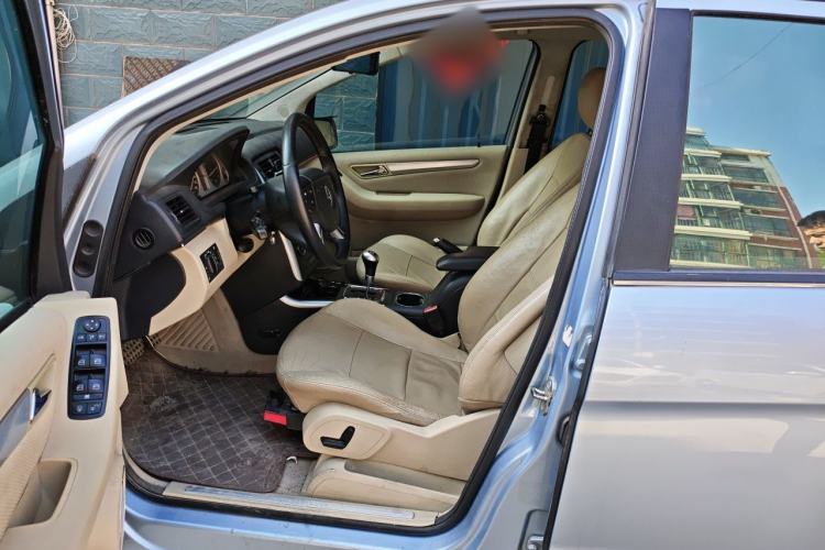 Used Mercedes-Benz B-Class 2009 B 200 Fashion Model Left Front Seat