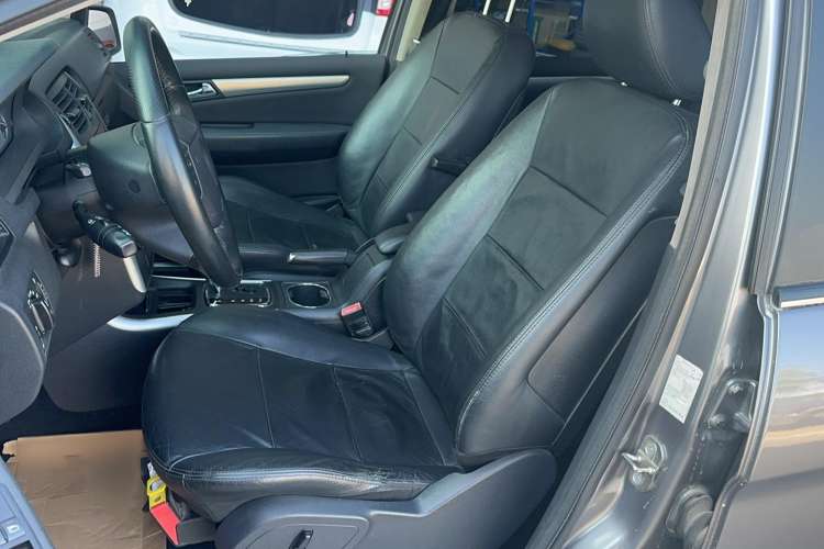Used Mercedes-Benz B-Class 2009 B 200 Fashion Model Left Front Seat