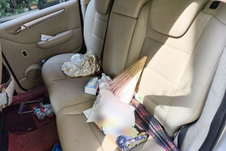 Used Mercedes-Benz B-Class 2009 B 200 Fashion Model Left Rear Seat