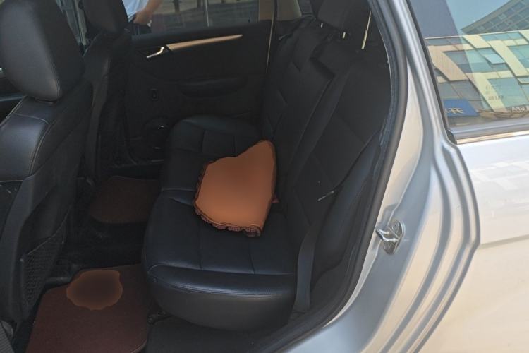 Used Mercedes-Benz B-Class 2009 B 200 Sport Edition Left Rear Seat