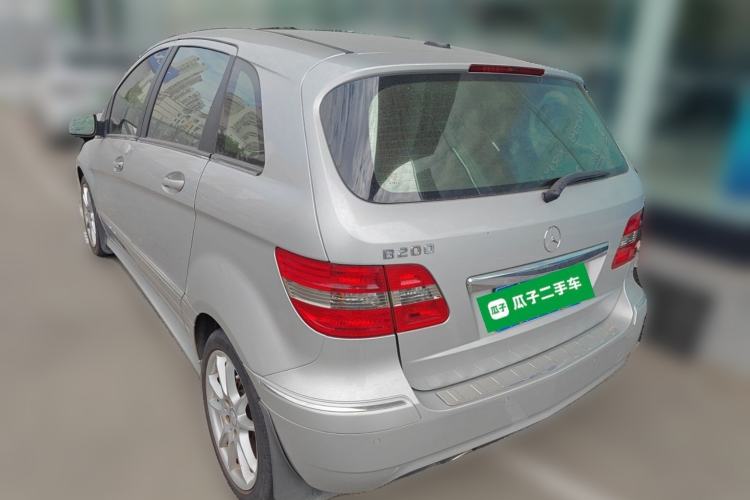 Used Mercedes-Benz B-Class 2009 B 200 Luxury Model Rear Left 45 Deg