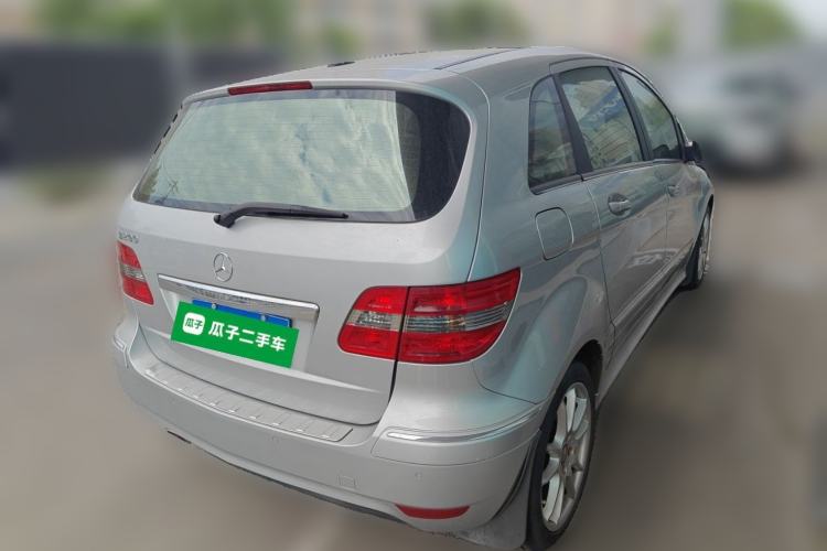 Used Mercedes-Benz B-Class 2009 B 200 Luxury Model Rear Right 45 Deg