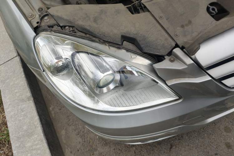 Used Mercedes-Benz B-Class 2009 B 200 Fashion Model Right Front Headlight