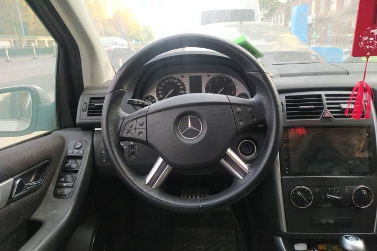 Used Mercedes-Benz B-Class 2009 B 200 Fashion Model Steering Wheel