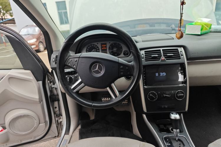 Used Mercedes-Benz B-Class 2009 B 200 Fashion Model Steering Wheel