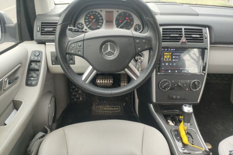 Used Mercedes-Benz B-Class 2009 B 200 Fashion Model Steering Wheel