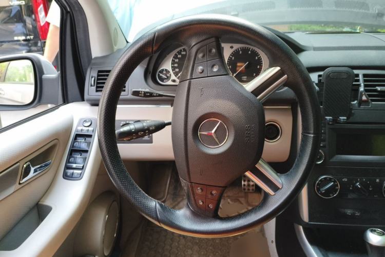Used Mercedes-Benz B-Class 2009 B 200 Fashion Model Steering Wheel