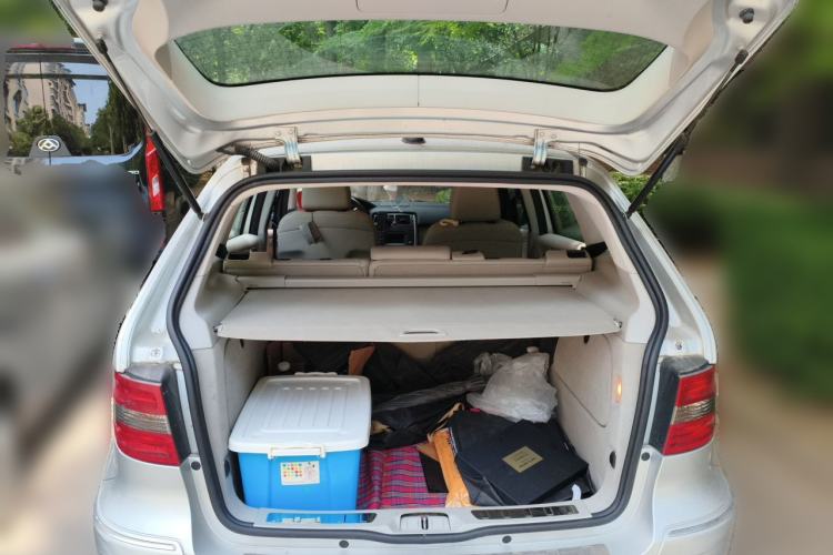 Used Mercedes-Benz B-Class 2009 B 200 Fashion Model Trunk