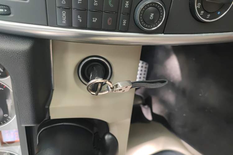 Used Mercedes-Benz B-Class 2009 B 200 Luxury Model Vehicle Key