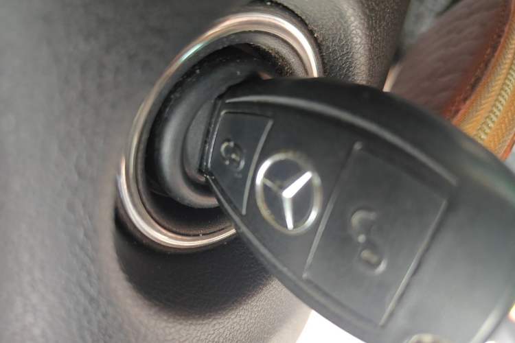 Used Mercedes-Benz B-Class 2009 B 200 Luxury Model Vehicle Key