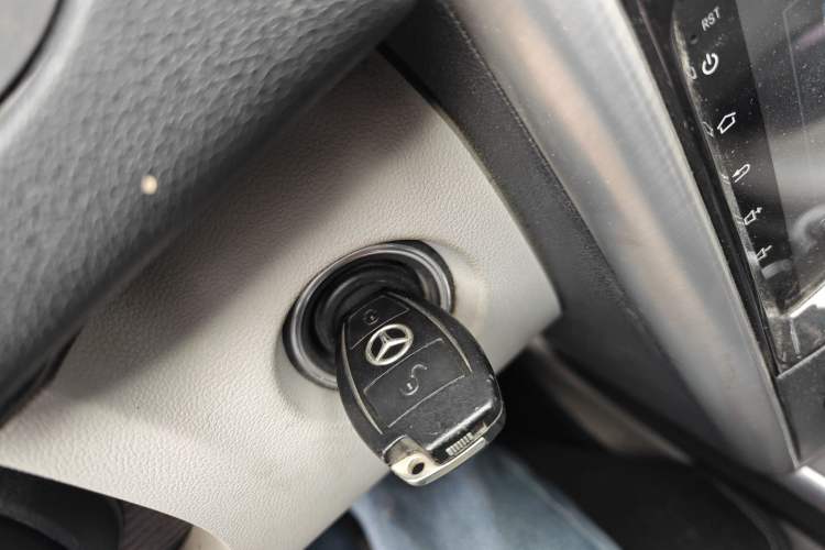 Used Mercedes-Benz B-Class 2009 B 200 Fashion Model Vehicle Key