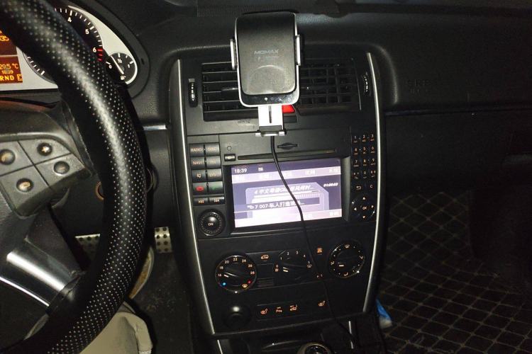 Used Mercedes-Benz B-Class 2009 B 200 Luxury Model Audio And AC Panel