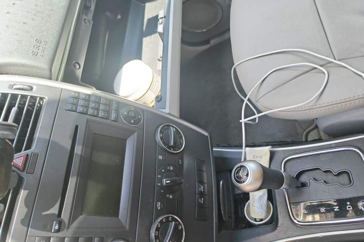Used Mercedes-Benz B-Class 2009 B 200 Fashion Model Audio And AC Panel