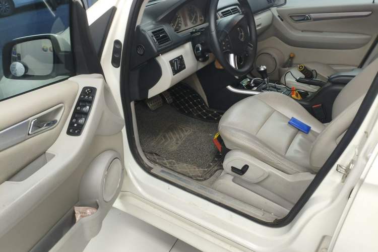 Used Mercedes-Benz B-Class 2009 B 200 Luxury Model Driver Seat