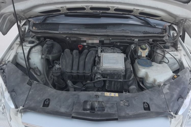 Used Mercedes-Benz B-Class 2009 B 200 Fashion Model Engine Bay