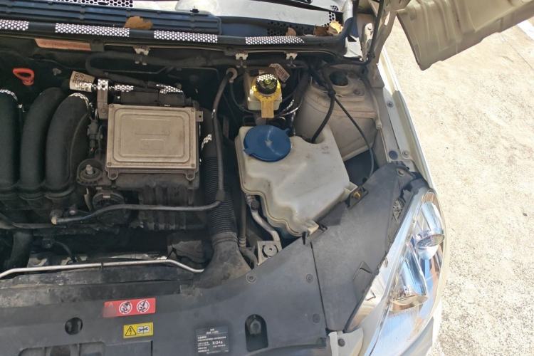Used Mercedes-Benz B-Class 2009 B 200 Fashion Model Engine Bay Left