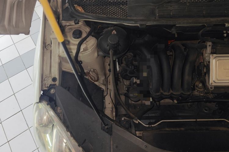 Used Mercedes-Benz B-Class 2009 B 200 Fashion Model Engine Bay Right