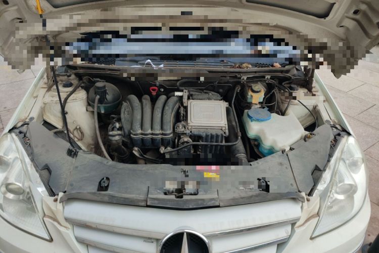 Used Mercedes-Benz B-Class 2009 B 200 Sport Edition Engine Bay