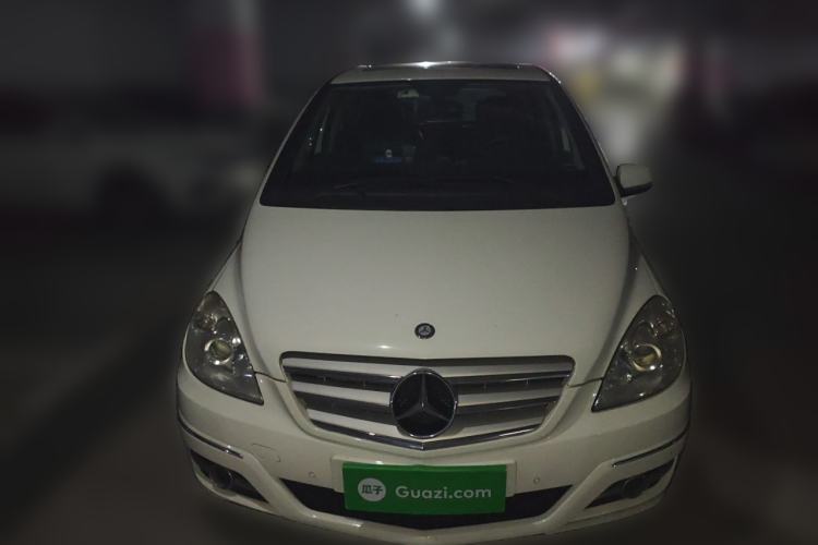 Used Mercedes-Benz B-Class 2009 B 200 Luxury Model Exterior 1