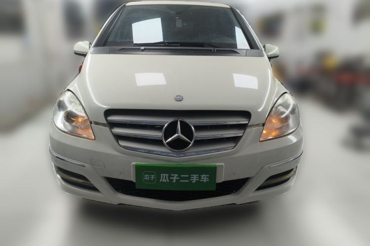 Used Mercedes-Benz B-Class 2009 B 200 Luxury Model Front