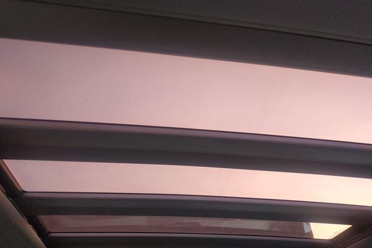Used Mercedes-Benz B-Class 2009 B 200 Luxury Model Headliner