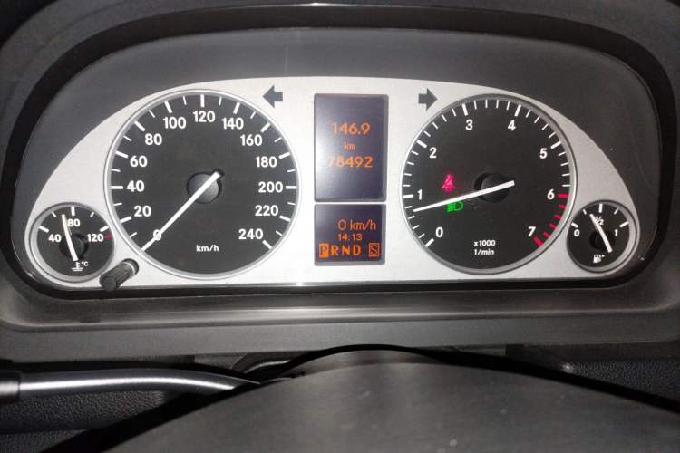 Used Mercedes-Benz B-Class 2009 B 200 Fashion Model Instrument Cluster